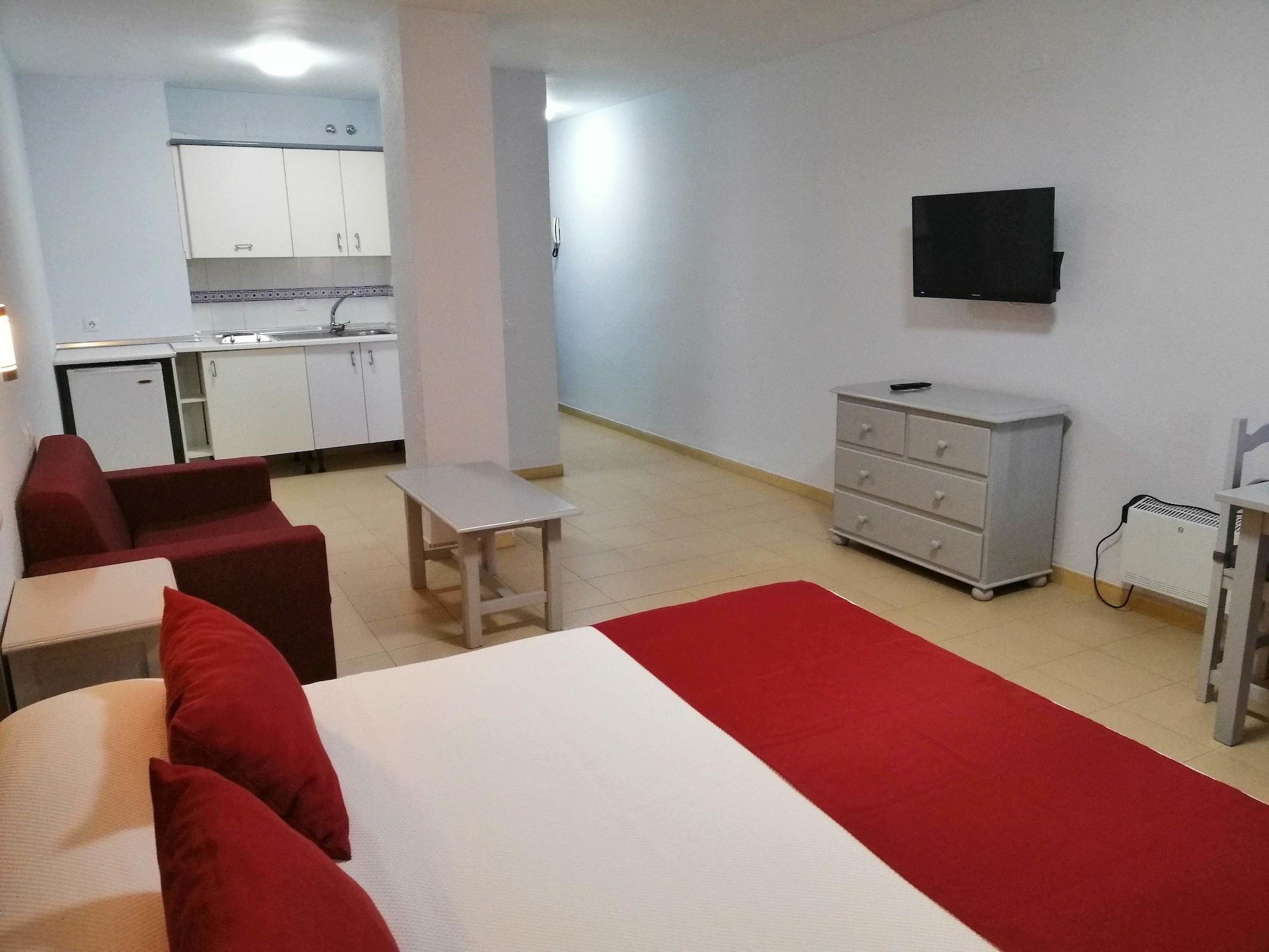 Apartamentos Puerta Del Sur Σεβίλλη Εξωτερικό φωτογραφία