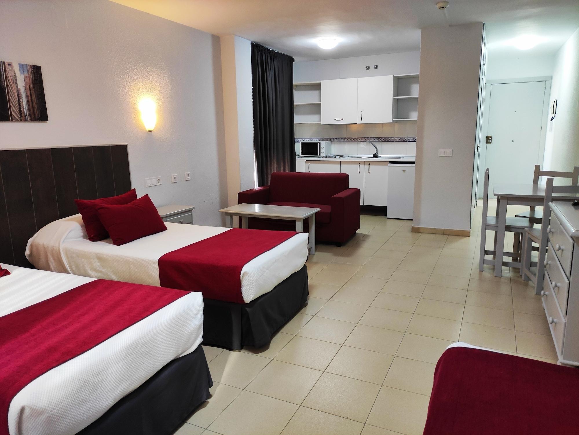 Apartamentos Puerta Del Sur Σεβίλλη Εξωτερικό φωτογραφία