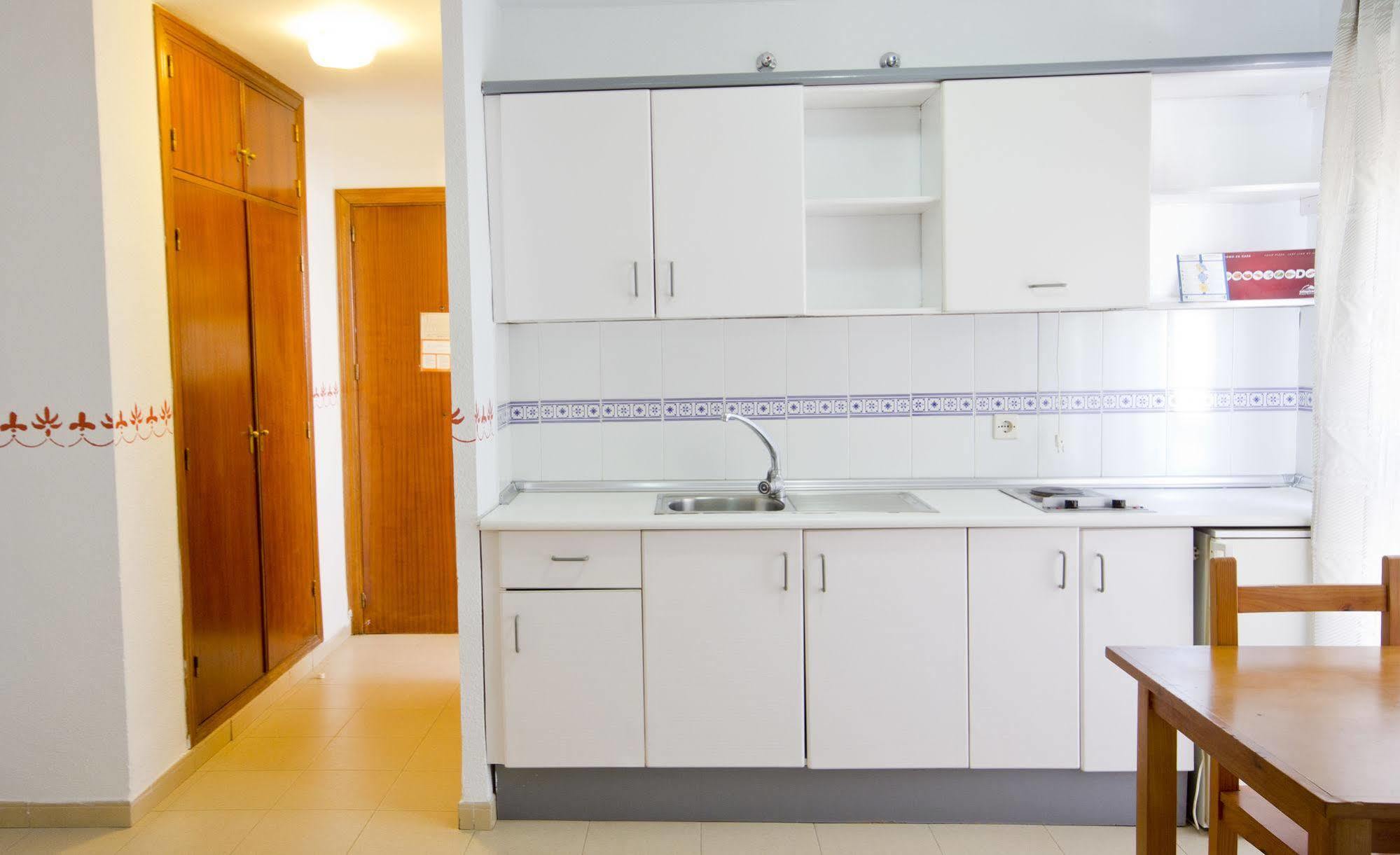 Apartamentos Puerta Del Sur Σεβίλλη Εξωτερικό φωτογραφία